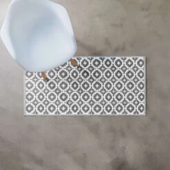 In- & Outdoor-Läufer Mosaik L 140 X B 70cm COLOUR CLASH In Grau -Einrichtungsgeschäft butlers in and outdoor laufer mosaik l 140 x b 70cm colour clash in grau 3